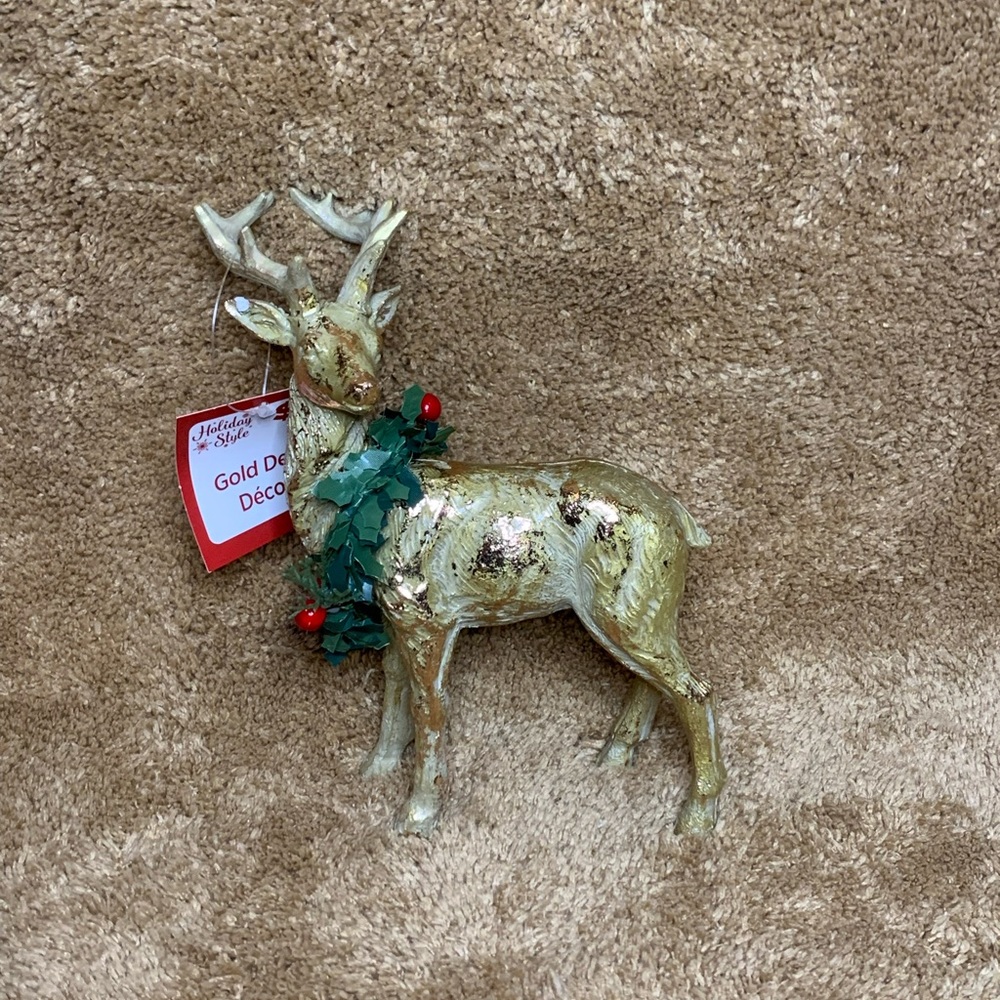 Gold deer decor